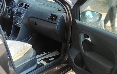 Volkswagen Polo VI (EU Market), 2018 год, 430 000 рублей, 7 фотография