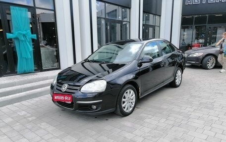 Volkswagen Jetta VI, 2010 год, 750 000 рублей, 1 фотография
