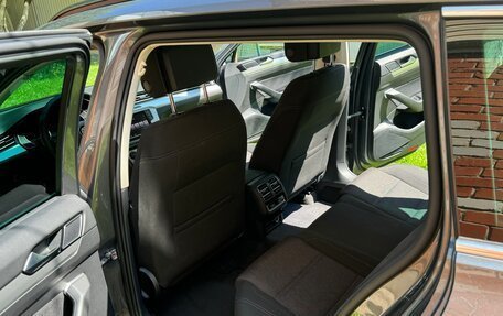 Volkswagen Passat B8 рестайлинг, 2015 год, 1 800 000 рублей, 16 фотография