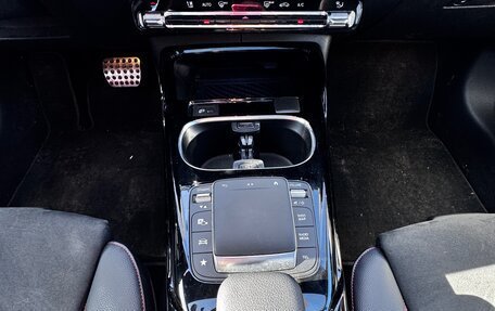 Mercedes-Benz A-Класс AMG, 2020 год, 3 800 000 рублей, 17 фотография