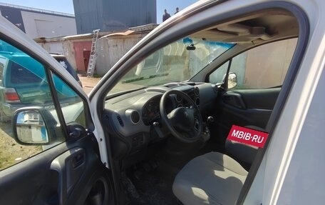 Peugeot Partner II рестайлинг 2, 2012 год, 500 000 рублей, 9 фотография