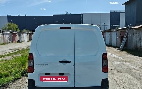 Peugeot Partner II рестайлинг 2, 2012 год, 500 000 рублей, 5 фотография