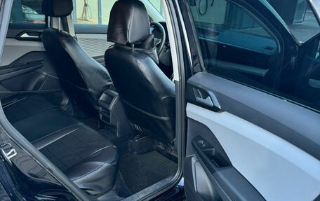 Volkswagen Taos, 2021 год, 2 700 000 рублей, 11 фотография