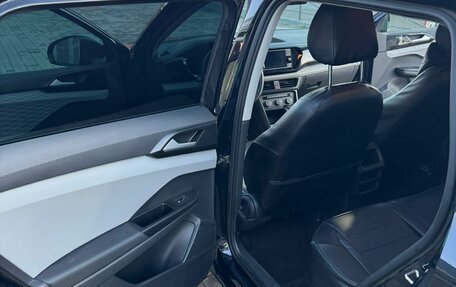 Volkswagen Taos, 2021 год, 2 700 000 рублей, 14 фотография