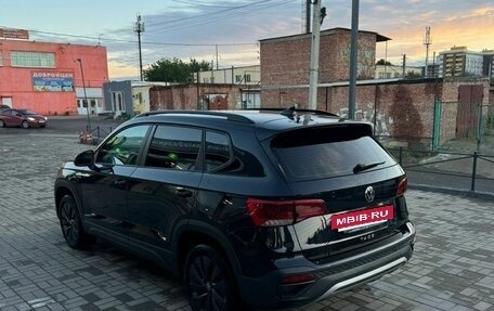 Volkswagen Taos, 2021 год, 2 700 000 рублей, 4 фотография