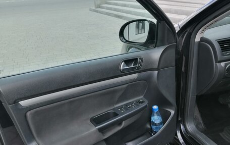 Volkswagen Jetta VI, 2010 год, 750 000 рублей, 12 фотография