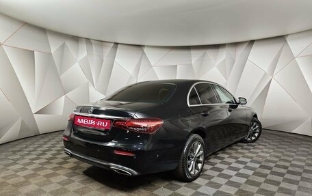 Mercedes-Benz E-Класс, 2021 год, 2 493 000 рублей, 2 фотография