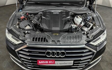 Audi A8, 2019 год, 5 161 000 рублей, 10 фотография