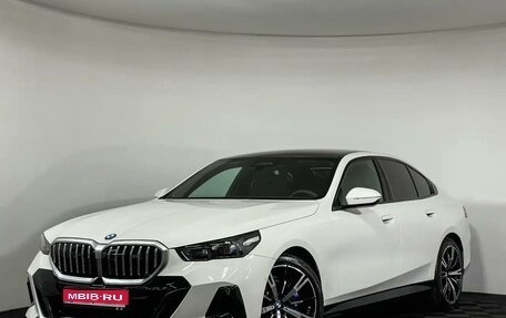 BMW 5 серия, 2025 год, 9 800 000 рублей, 1 фотография