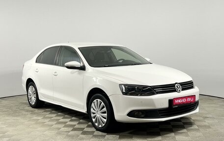 Volkswagen Jetta VI, 2012 год, 1 019 900 рублей, 1 фотография
