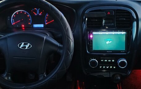 Hyundai Sonata VI, 2006 год, 425 000 рублей, 2 фотография