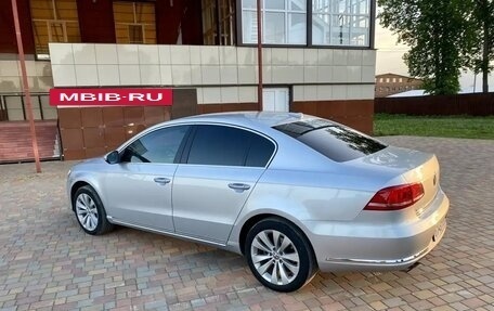 Volkswagen Passat B7, 2013 год, 900 000 рублей, 4 фотография