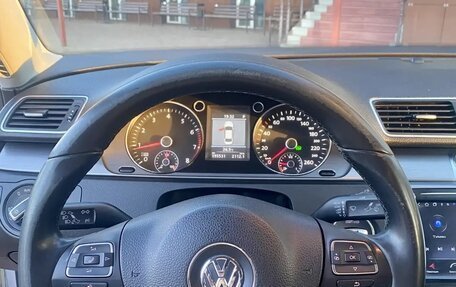 Volkswagen Passat B7, 2013 год, 900 000 рублей, 11 фотография