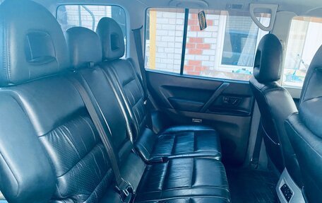 Mitsubishi Pajero III рестайлинг, 2002 год, 1 200 000 рублей, 7 фотография