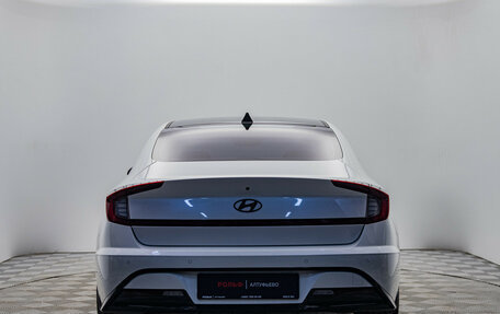 Hyundai Sonata VIII, 2021 год, 2 240 000 рублей, 4 фотография