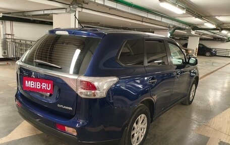 Mitsubishi Outlander III рестайлинг 3, 2012 год, 1 040 000 рублей, 4 фотография