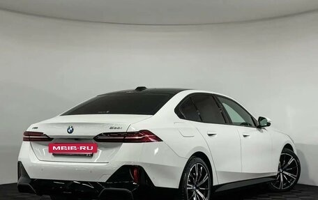BMW 5 серия, 2025 год, 9 800 000 рублей, 6 фотография