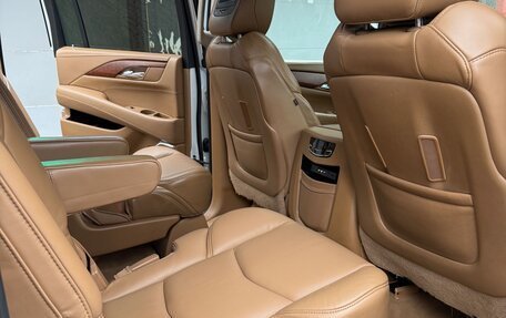 Cadillac Escalade IV, 2016 год, 4 900 000 рублей, 11 фотография