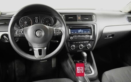 Volkswagen Jetta VI, 2012 год, 1 019 900 рублей, 6 фотография