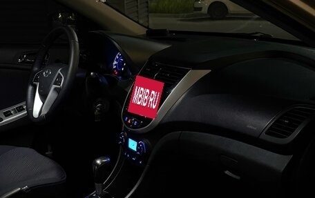 Hyundai Solaris II рестайлинг, 2012 год, 850 000 рублей, 9 фотография