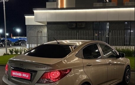 Hyundai Solaris II рестайлинг, 2012 год, 850 000 рублей, 11 фотография