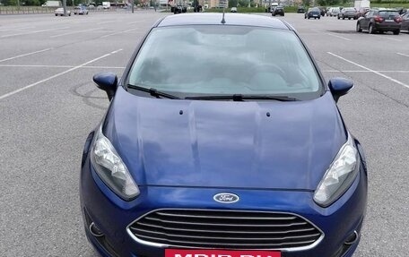 Ford Fiesta, 2015 год, 900 000 рублей, 2 фотография