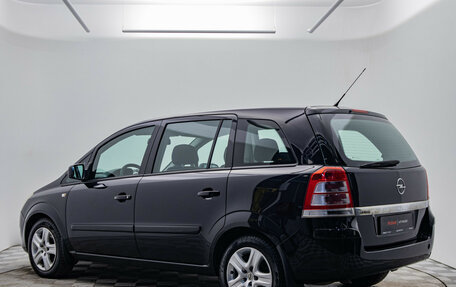 Opel Zafira B, 2010 год, 745 000 рублей, 3 фотография