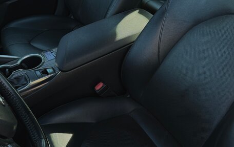 Toyota Camry, 2018 год, 2 850 000 рублей, 11 фотография