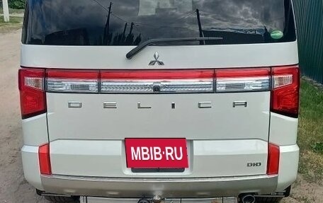 Mitsubishi Delica D:5 I, 2019 год, 3 000 000 рублей, 7 фотография
