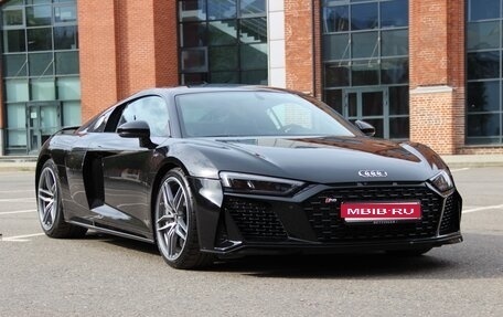 Audi R8, 2019 год, 15 500 000 рублей, 1 фотография