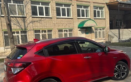 Honda Vezel, 2017 год, 1 360 000 рублей, 3 фотография