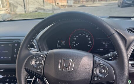 Honda Vezel, 2017 год, 1 360 000 рублей, 12 фотография