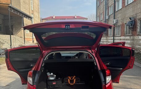 Honda Vezel, 2017 год, 1 360 000 рублей, 22 фотография
