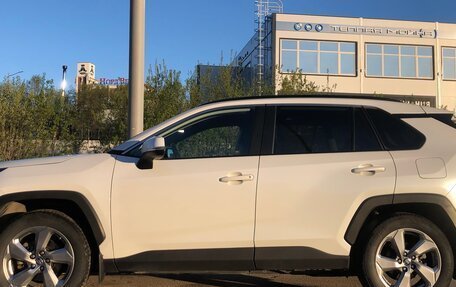 Toyota RAV4, 2020 год, 3 280 000 рублей, 17 фотография