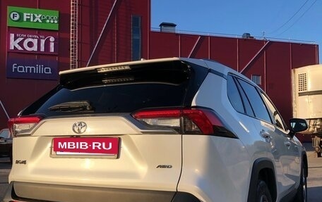 Toyota RAV4, 2020 год, 3 280 000 рублей, 16 фотография