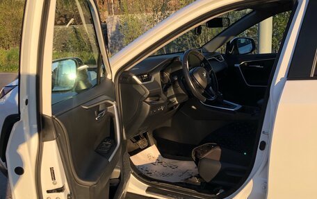 Toyota RAV4, 2020 год, 3 280 000 рублей, 35 фотография