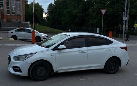 Hyundai Solaris II рестайлинг, 2019 год, 650 000 рублей, 4 фотография