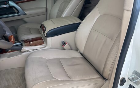 Toyota Land Cruiser 200, 2014 год, 3 800 000 рублей, 11 фотография