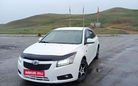 Chevrolet Cruze II, 2012 год, 680 000 рублей, 3 фотография