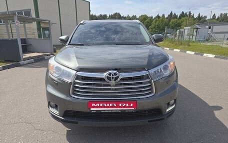 Toyota Highlander III, 2014 год, 2 900 000 рублей, 3 фотография