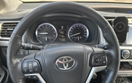 Toyota Highlander III, 2014 год, 2 900 000 рублей, 10 фотография