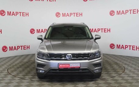 Volkswagen Tiguan II, 2018 год, 2 498 000 рублей, 2 фотография