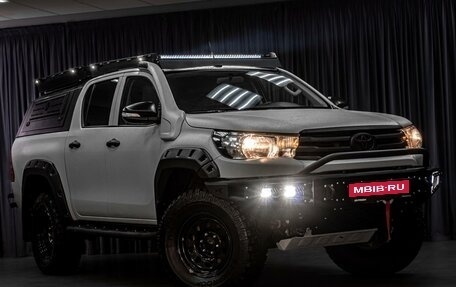 Toyota Hilux VIII, 2017 год, 3 584 000 рублей, 6 фотография