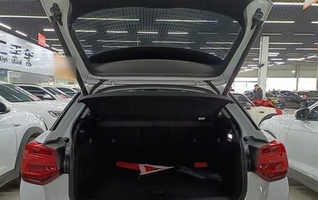 Audi Q2 I, 2023 год, 1 900 000 рублей, 7 фотография