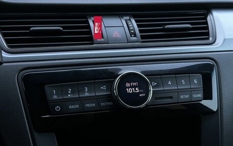 Skoda Rapid I, 2015 год, 999 000 рублей, 17 фотография