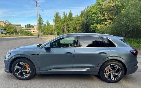 Audi e-tron I, 2023 год, 5 250 000 рублей, 4 фотография