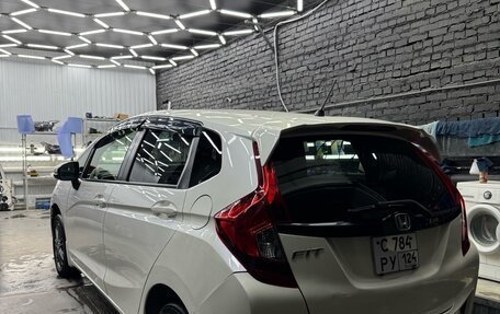 Honda Fit III, 2014 год, 840 000 рублей, 17 фотография