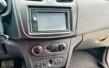 Renault Logan II, 2019 год, 949 000 рублей, 23 фотография