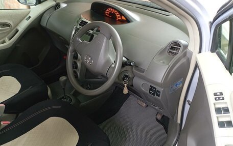 Toyota Vitz, 2010 год, 627 000 рублей, 4 фотография