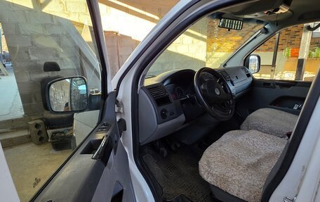Volkswagen Transporter T5 рестайлинг, 2008 год, 1 200 000 рублей, 4 фотография